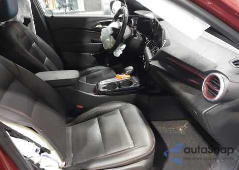 2024 Chevrolet Trax Fwd 2Rs z USA, uszkodzony, nr VIN KL77LJE22RC099869